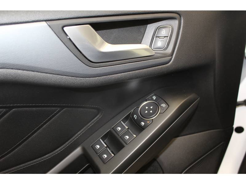 Ford Focus - Photo 18