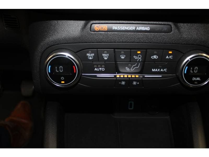 Ford Focus - Photo 21