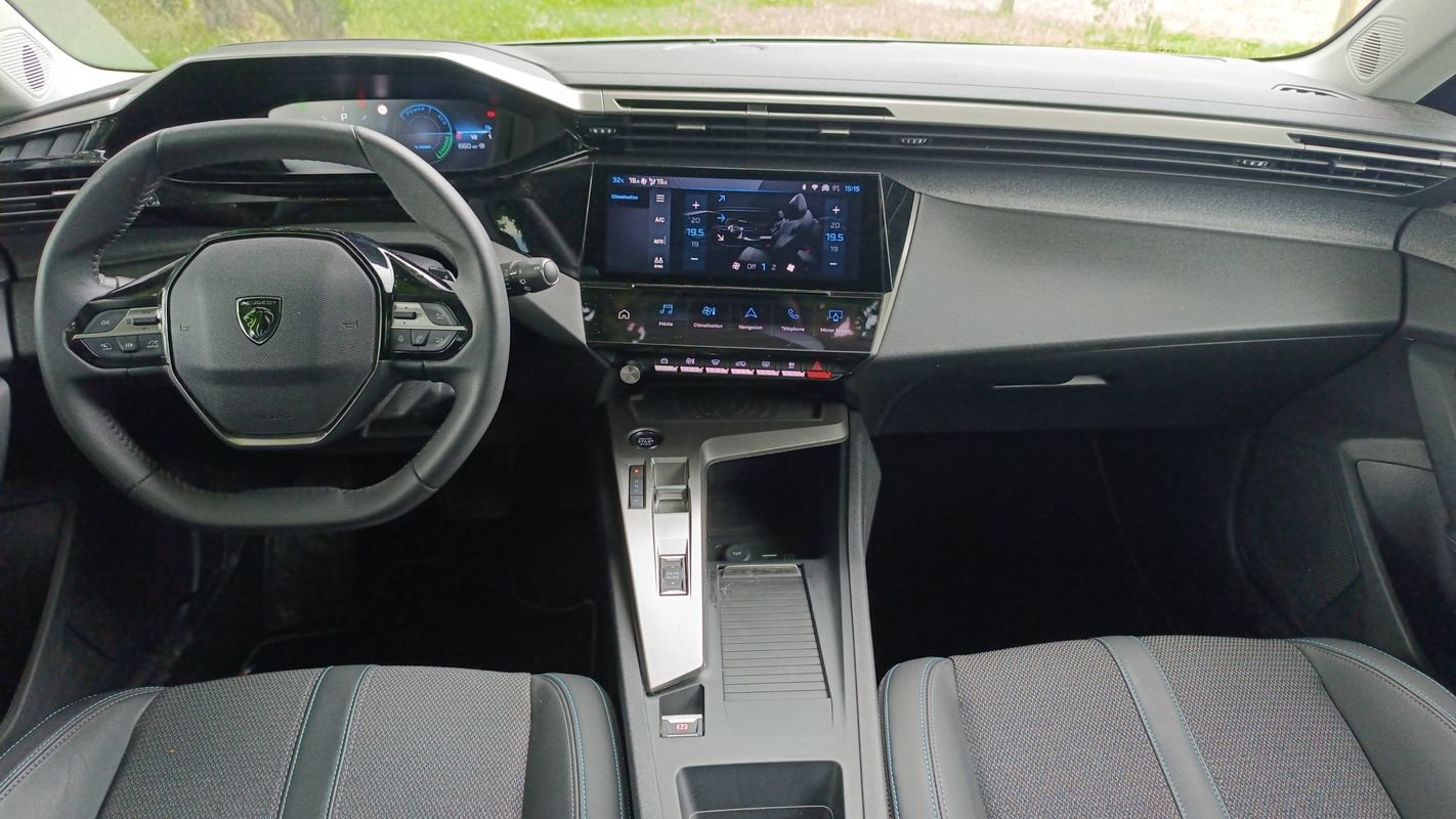 Peugeot 308 - Photo 11