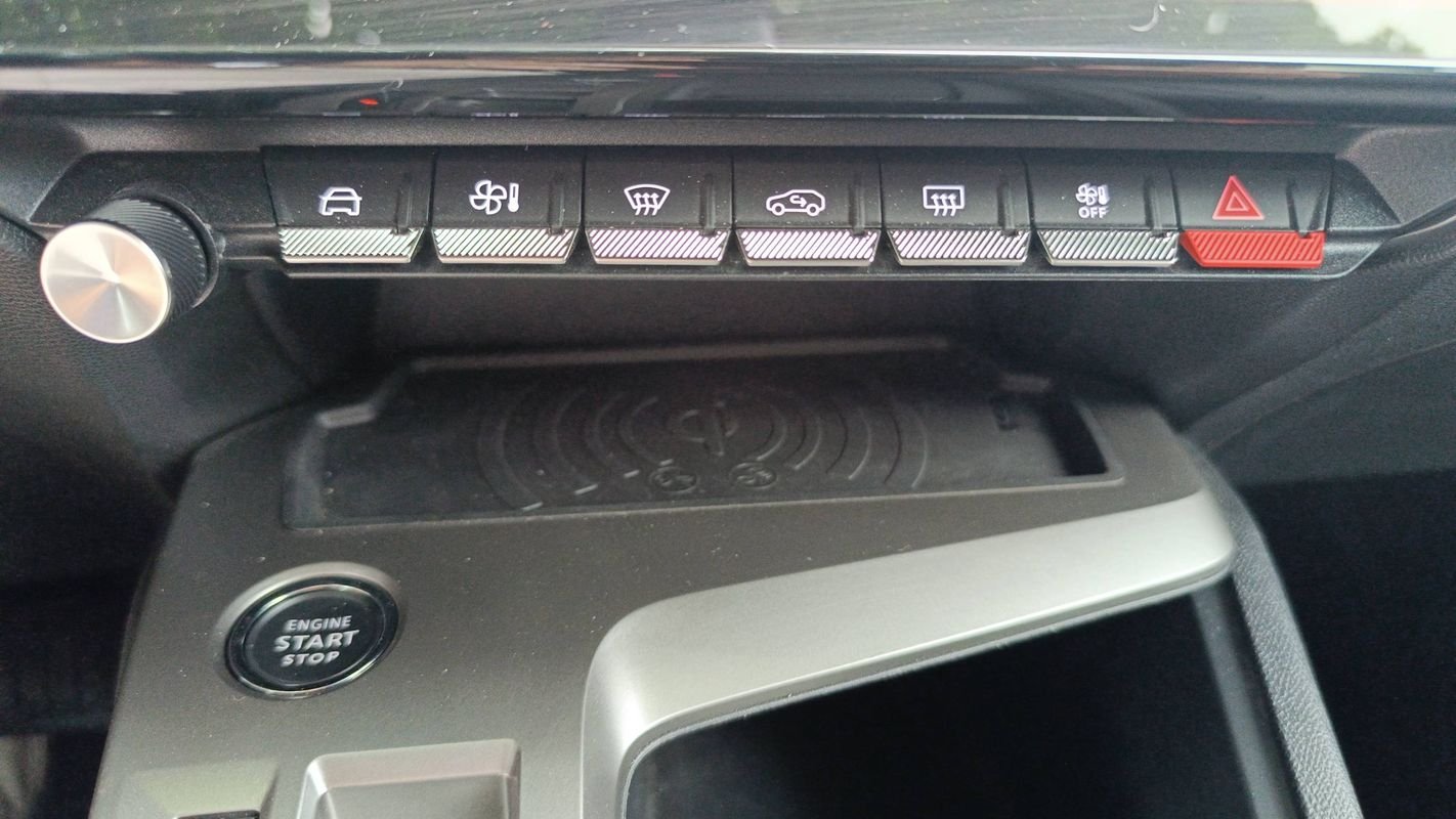 Peugeot 308 - Photo 13