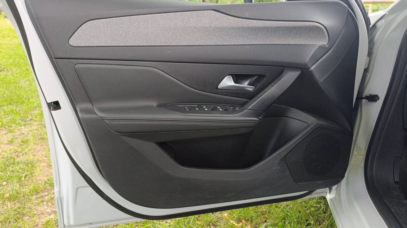 Peugeot 308 - Photo 7