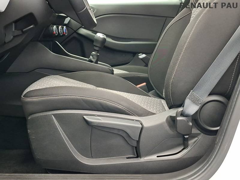 Renault Clio - Photo 25