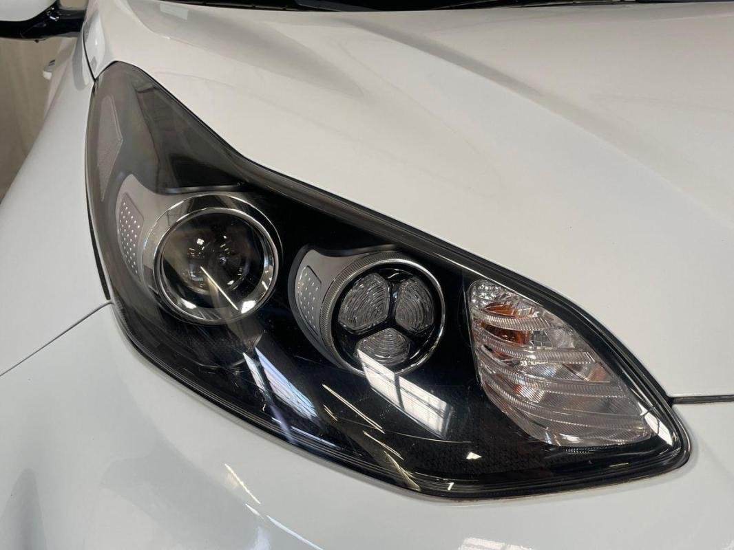 Kia Sportage - Photo 25