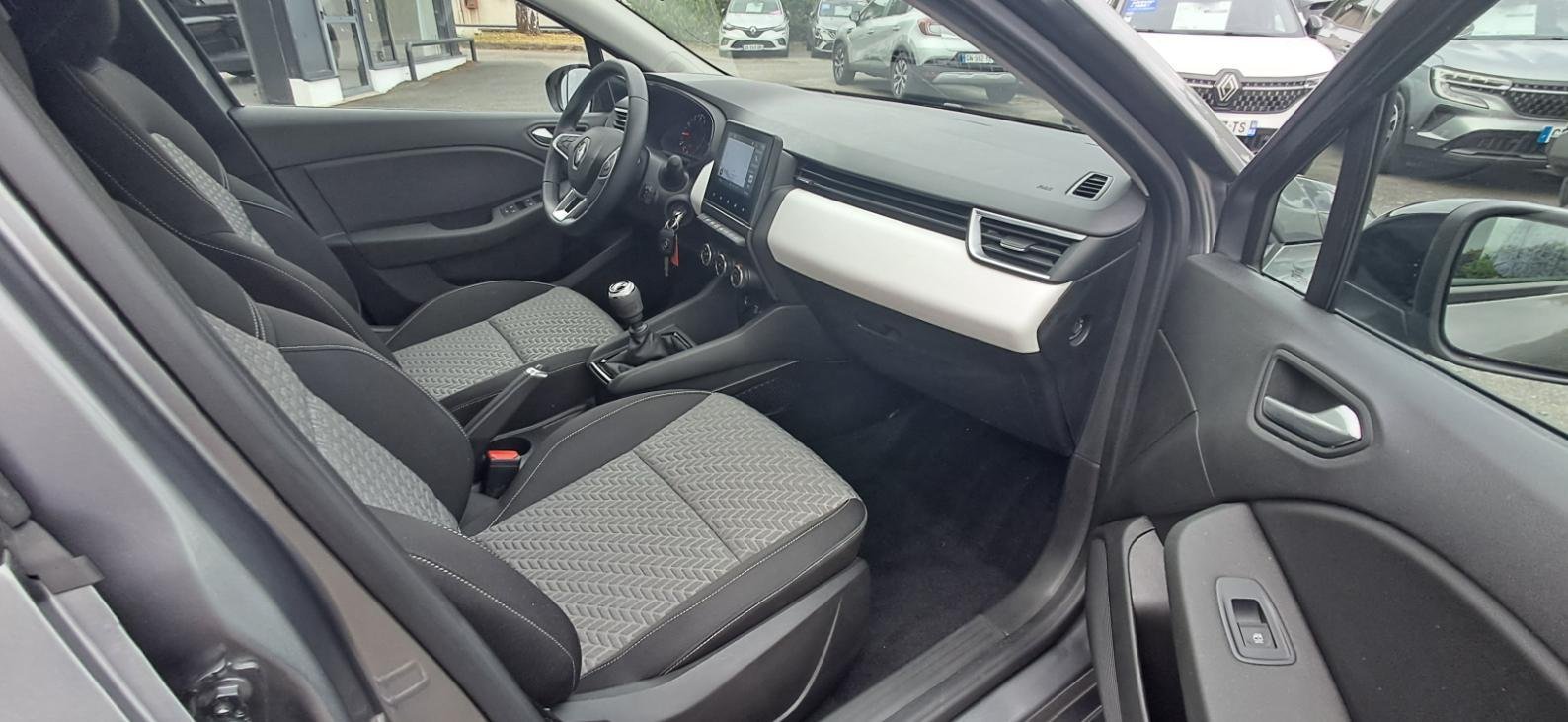 Renault Clio - Photo 12
