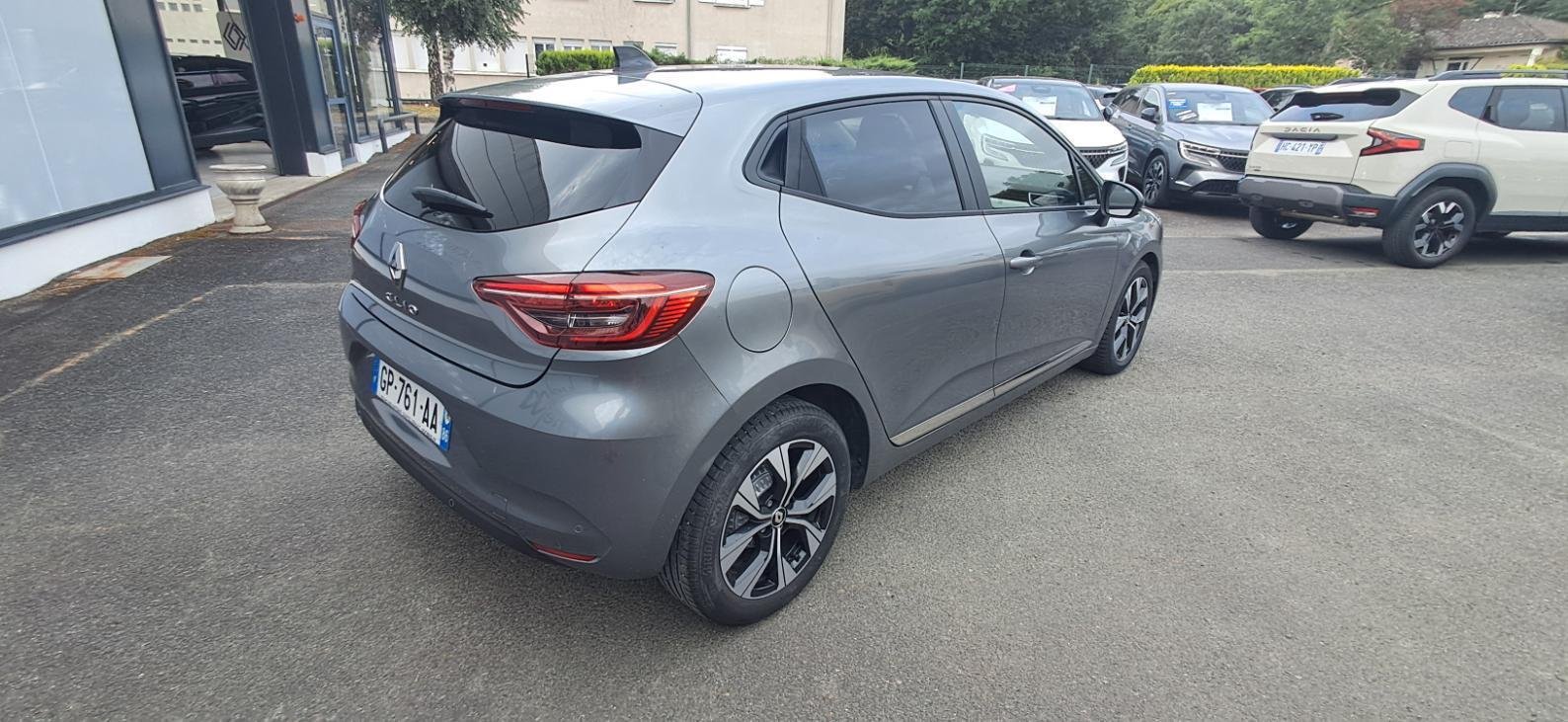 Renault Clio - Photo 8