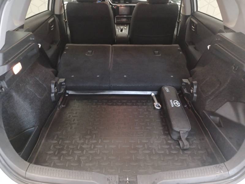 Toyota Auris - Photo 17