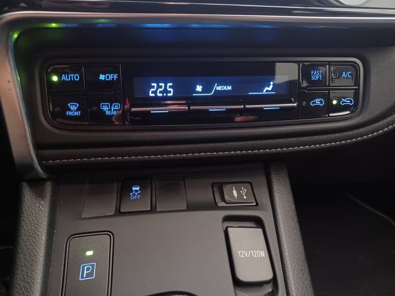 Toyota Auris - Photo 29