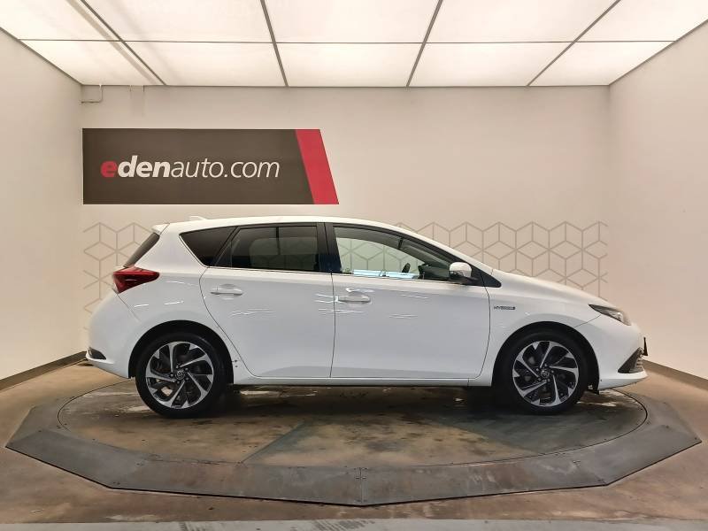 Toyota Auris - Photo 3