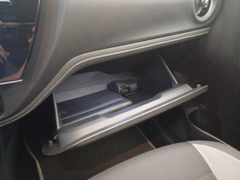 Toyota Auris - Photo 31