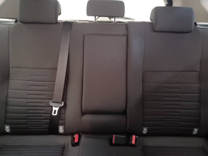 Toyota Auris - Photo 32