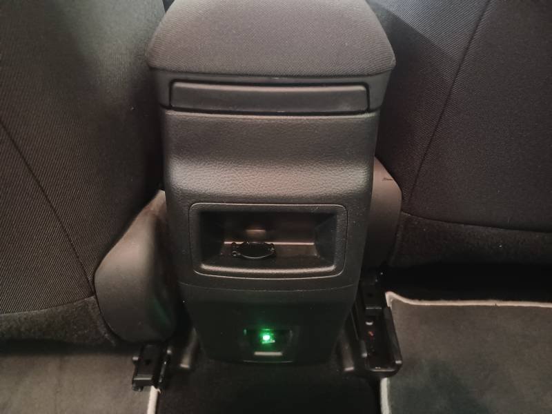 Toyota Auris - Photo 33