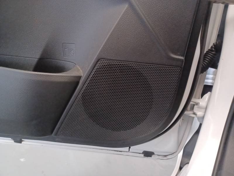 Toyota Auris - Photo 38