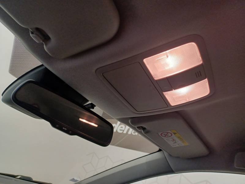 Toyota Auris - Photo 41