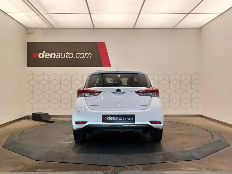 Toyota Auris - Photo 6