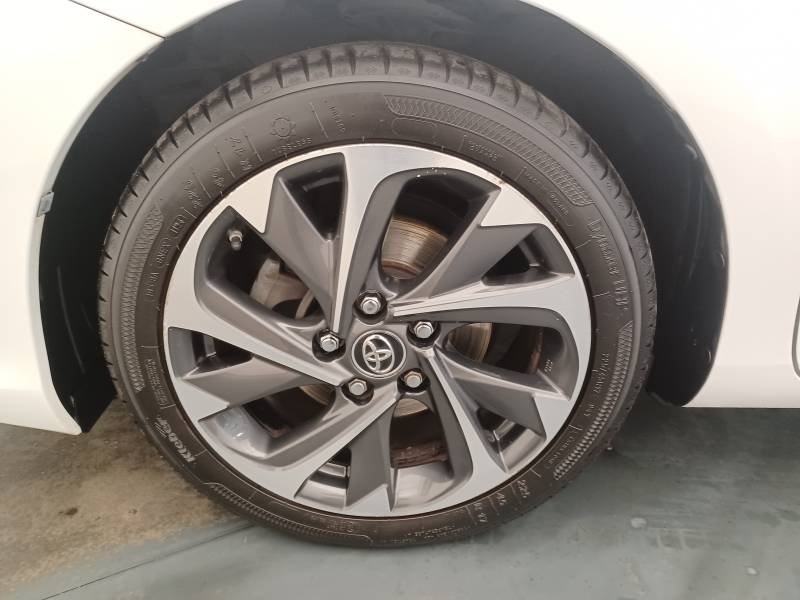 Toyota Auris - Photo 7