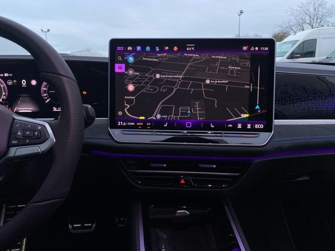 Volkswagen Passat - Photo 11