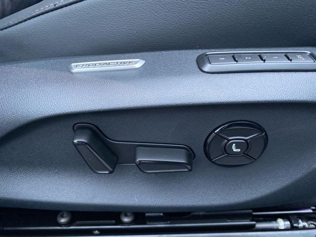 Volkswagen Passat - Photo 15