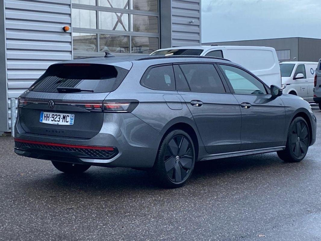 Volkswagen Passat - Photo 6