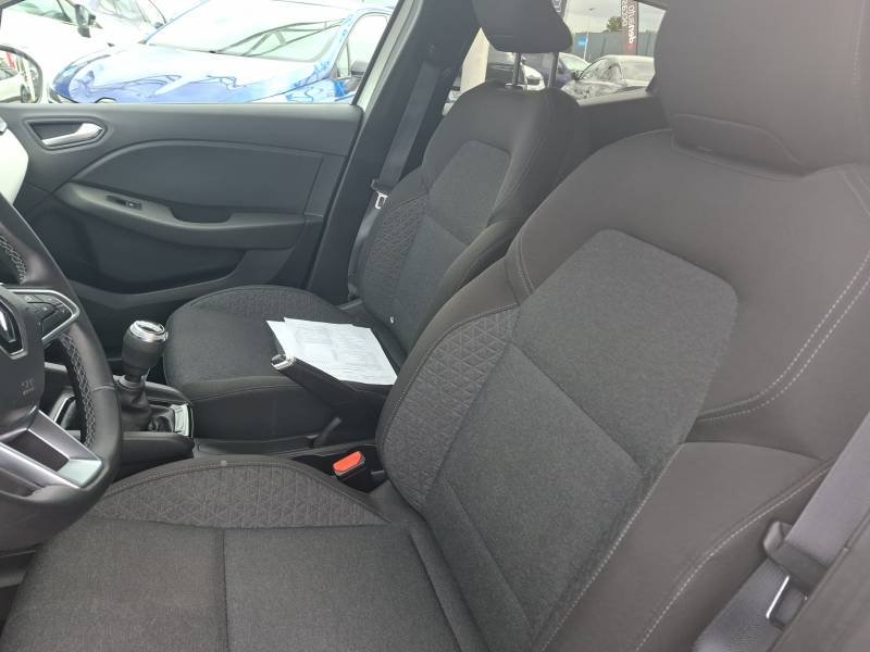Renault Clio - Photo 16