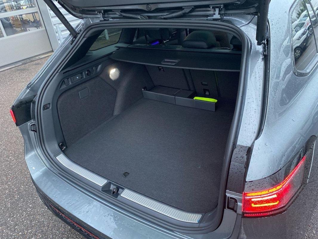 Volkswagen Passat - Photo 33