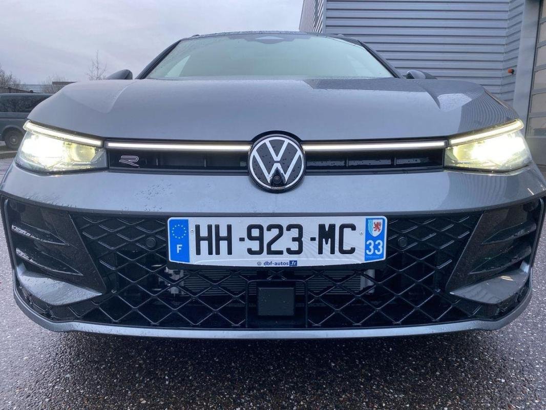 Volkswagen Passat - Photo 8