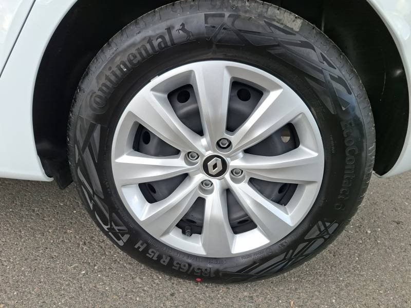 Renault Clio - Photo 28