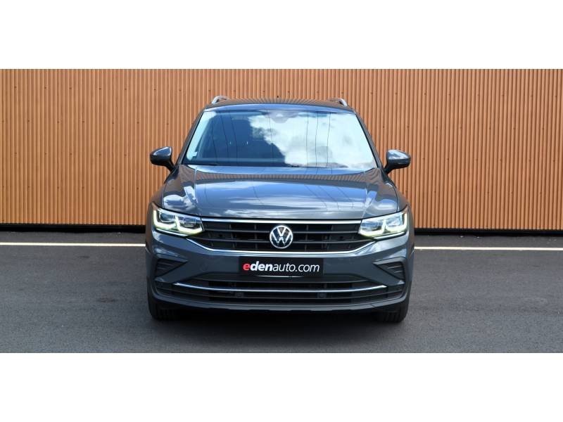 Volkswagen Tiguan - Photo 2