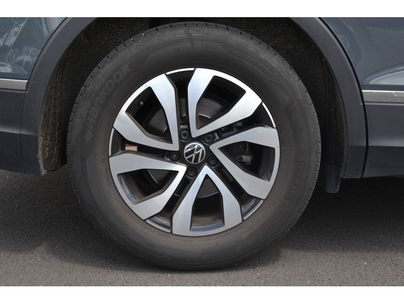 Volkswagen Tiguan - Photo 8