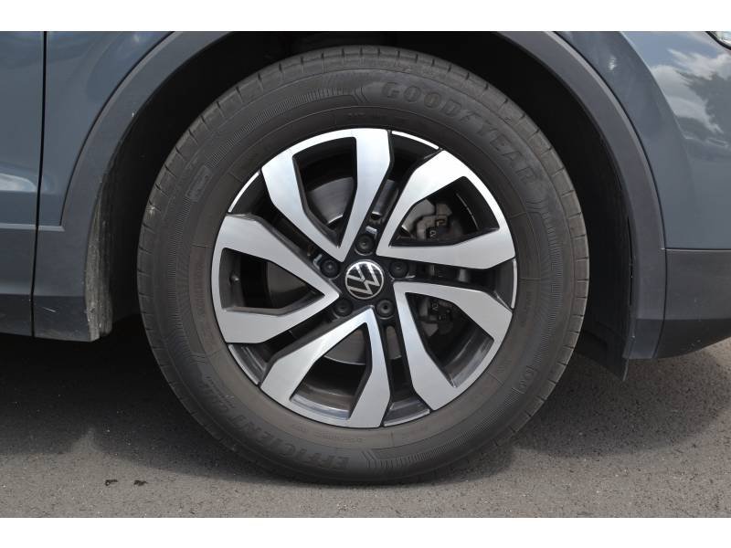 Volkswagen Tiguan - Photo 9