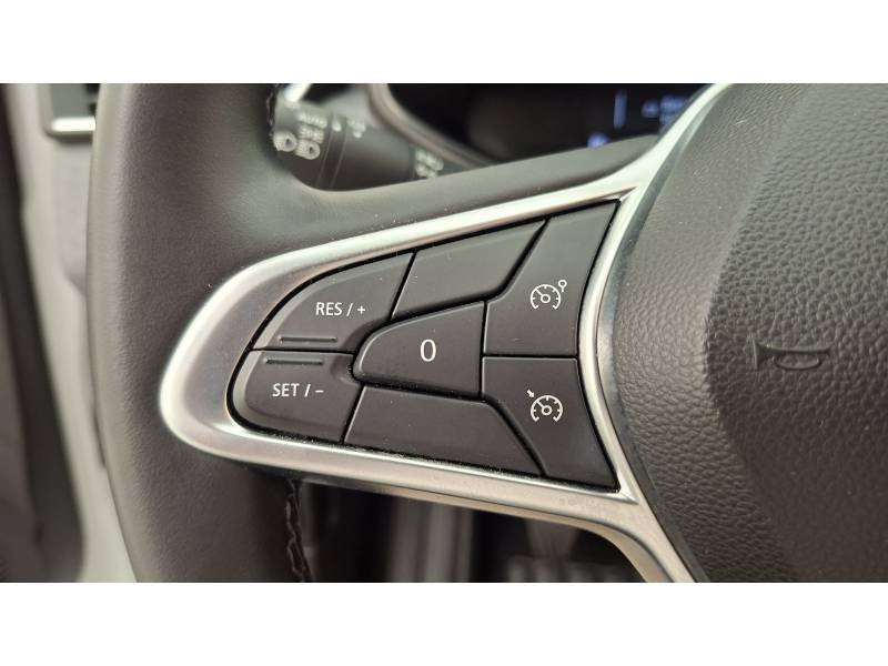 Renault Clio - Photo 24