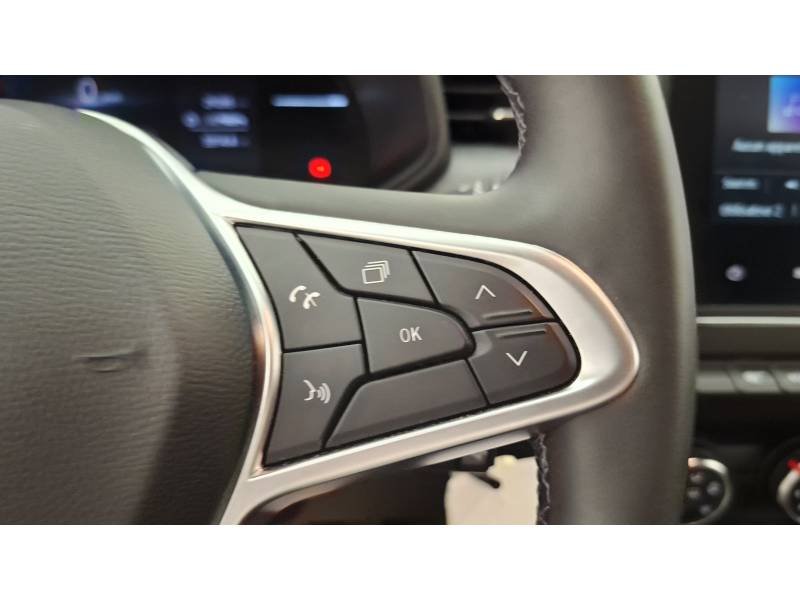 Renault Clio - Photo 25