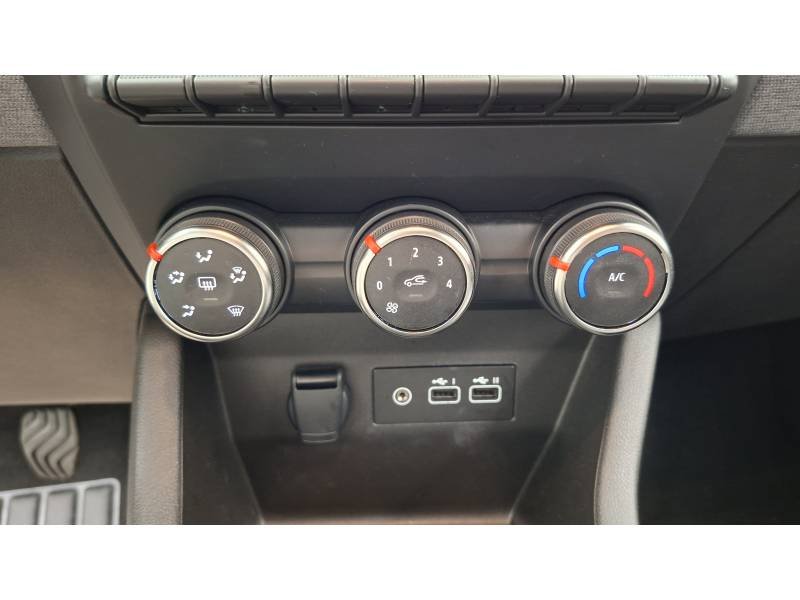 Renault Clio - Photo 19