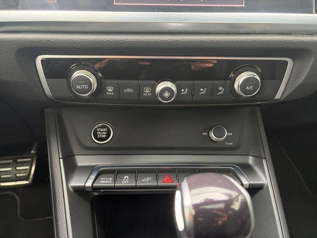 Audi Q3 Sportback - Photo 19