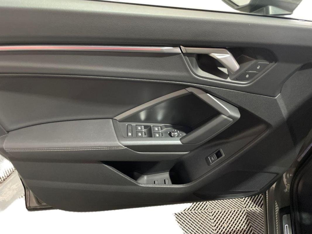 Audi Q3 Sportback - Photo 15
