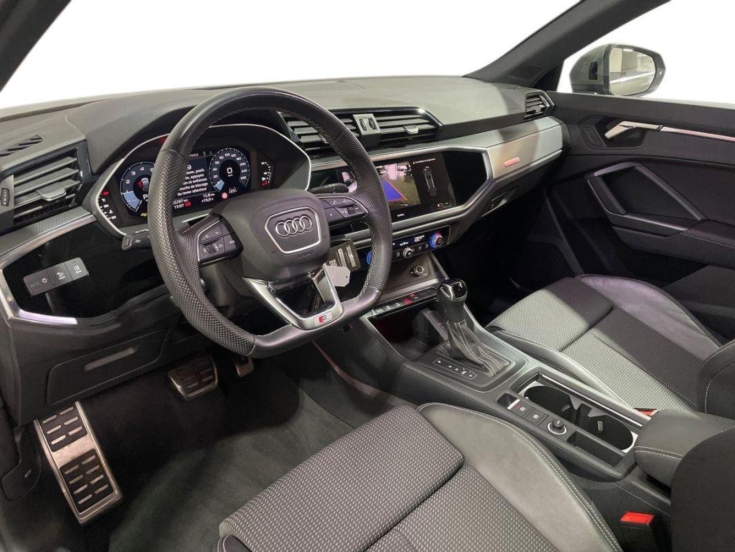Audi Q3 Sportback - Photo 9