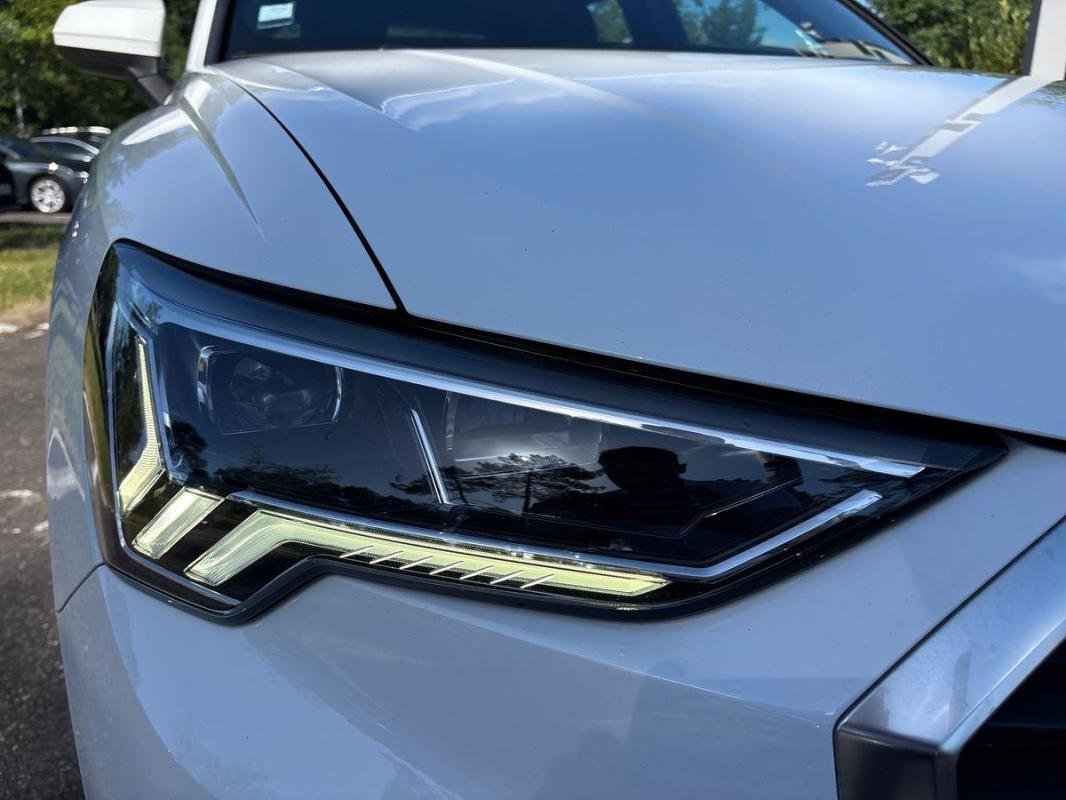 Audi Q3 - Photo 24