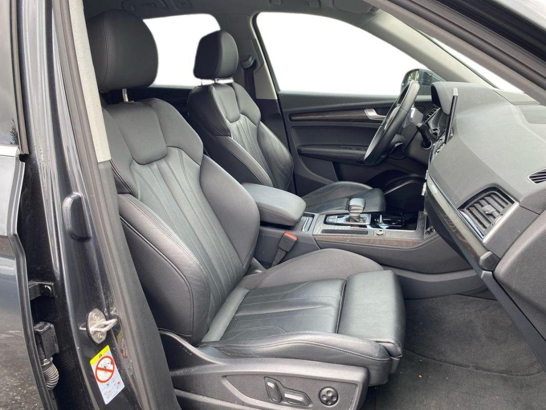 Audi Q5 - Photo 12