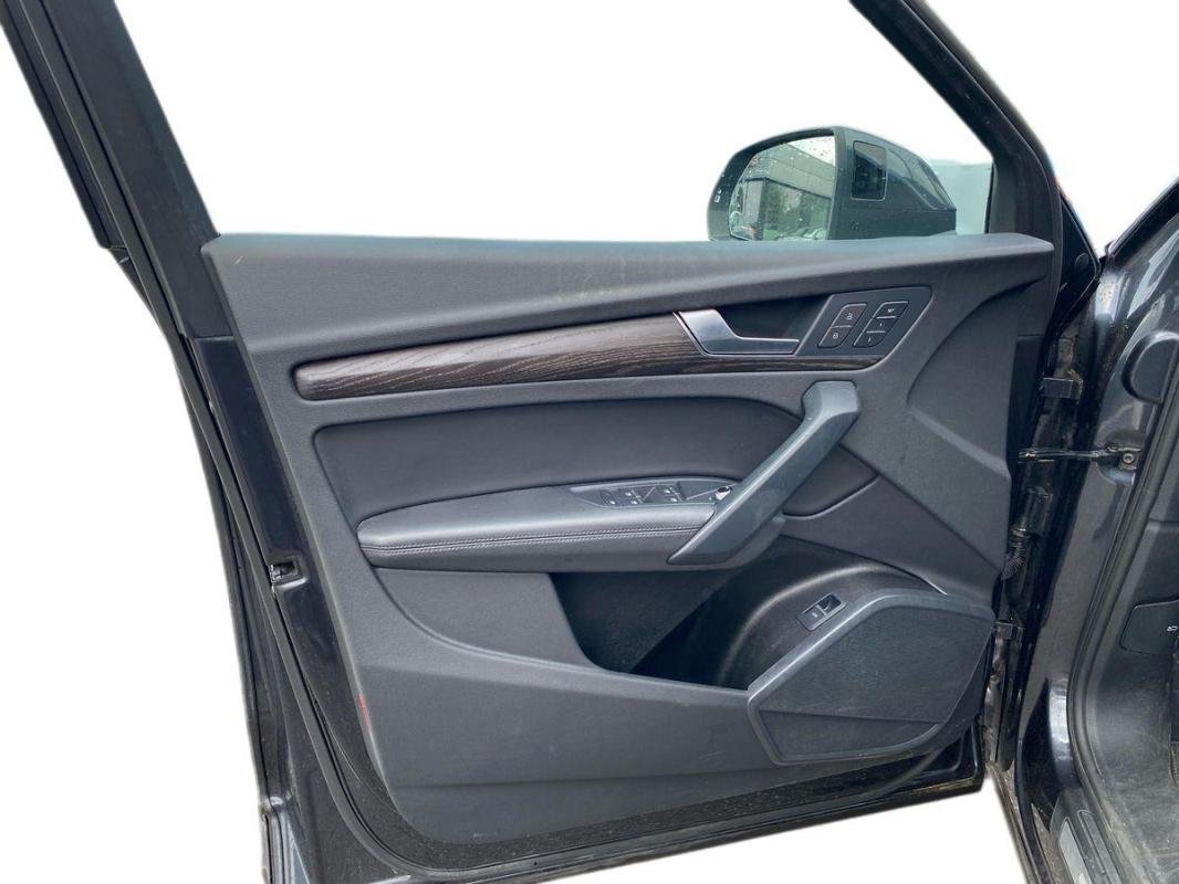 Audi Q5 - Photo 14