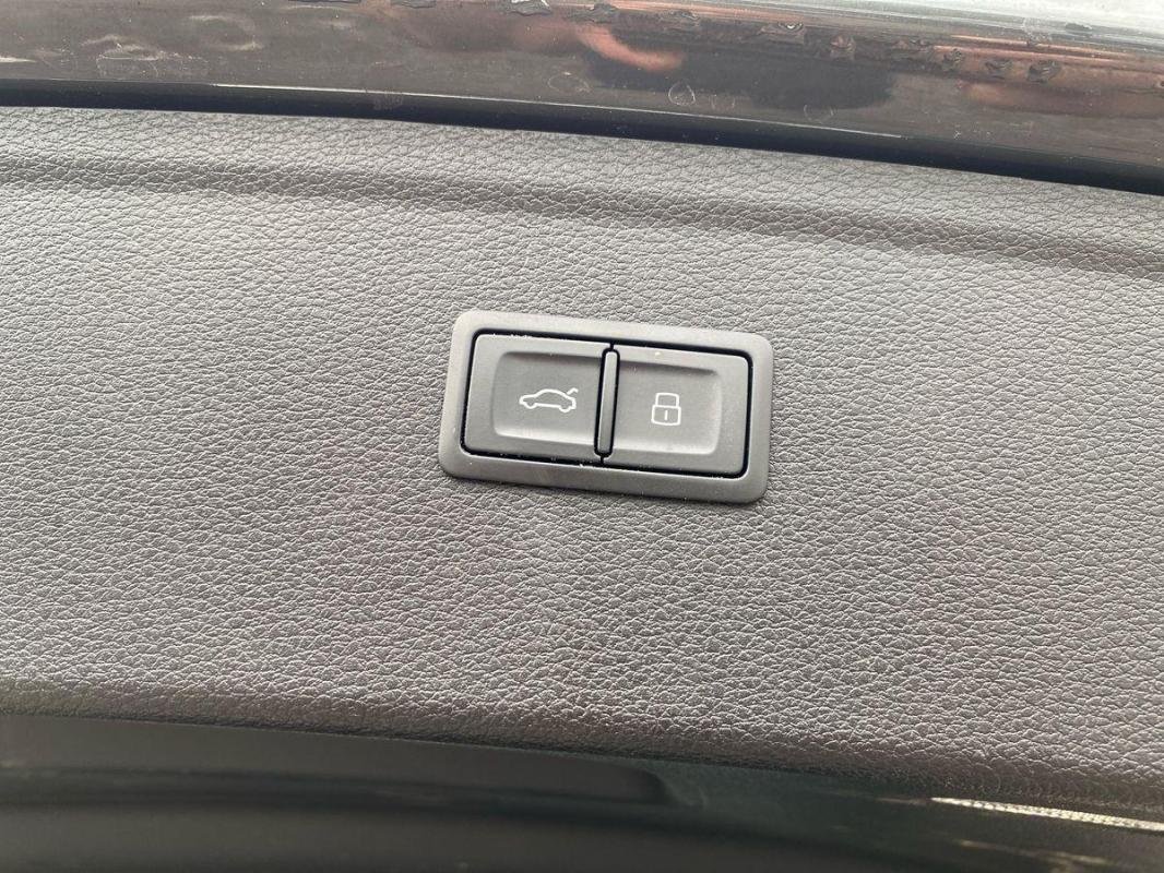 Audi Q5 - Photo 31