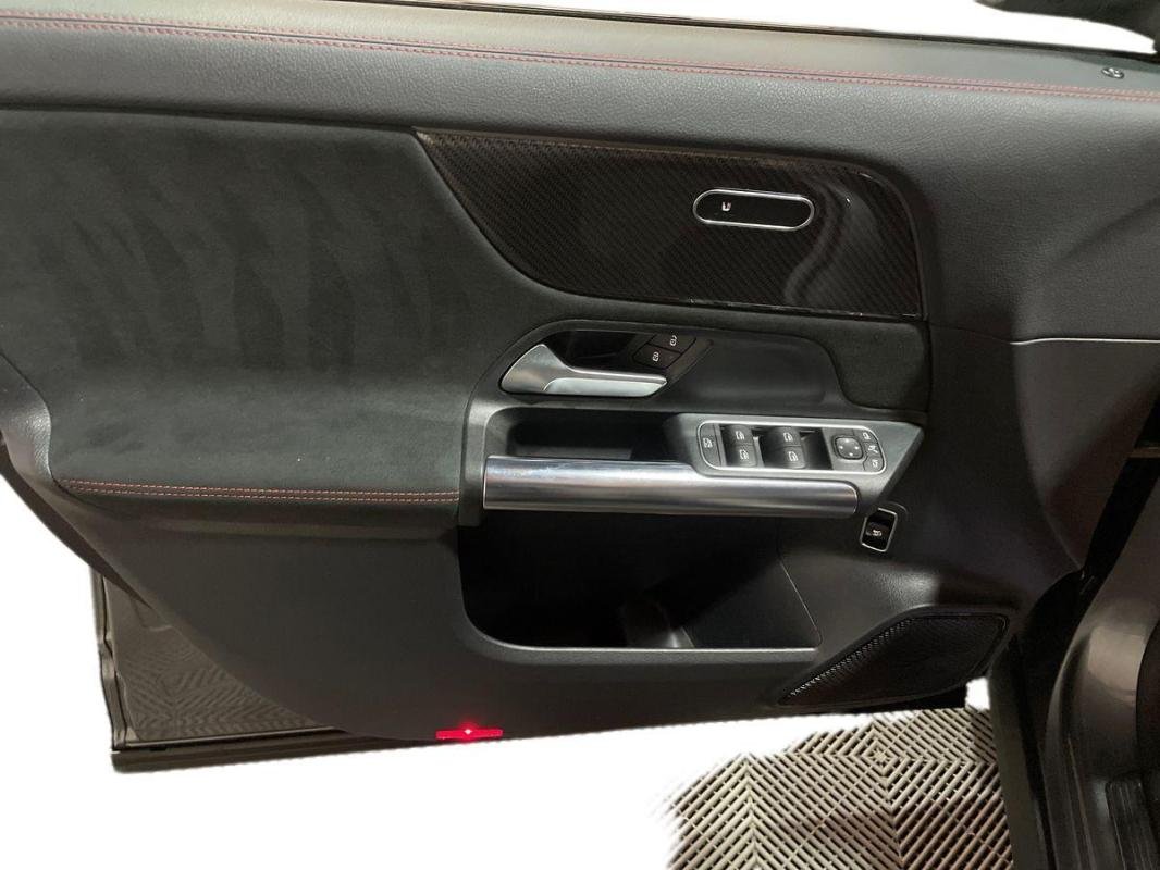 Mercedes Gla - Photo 15