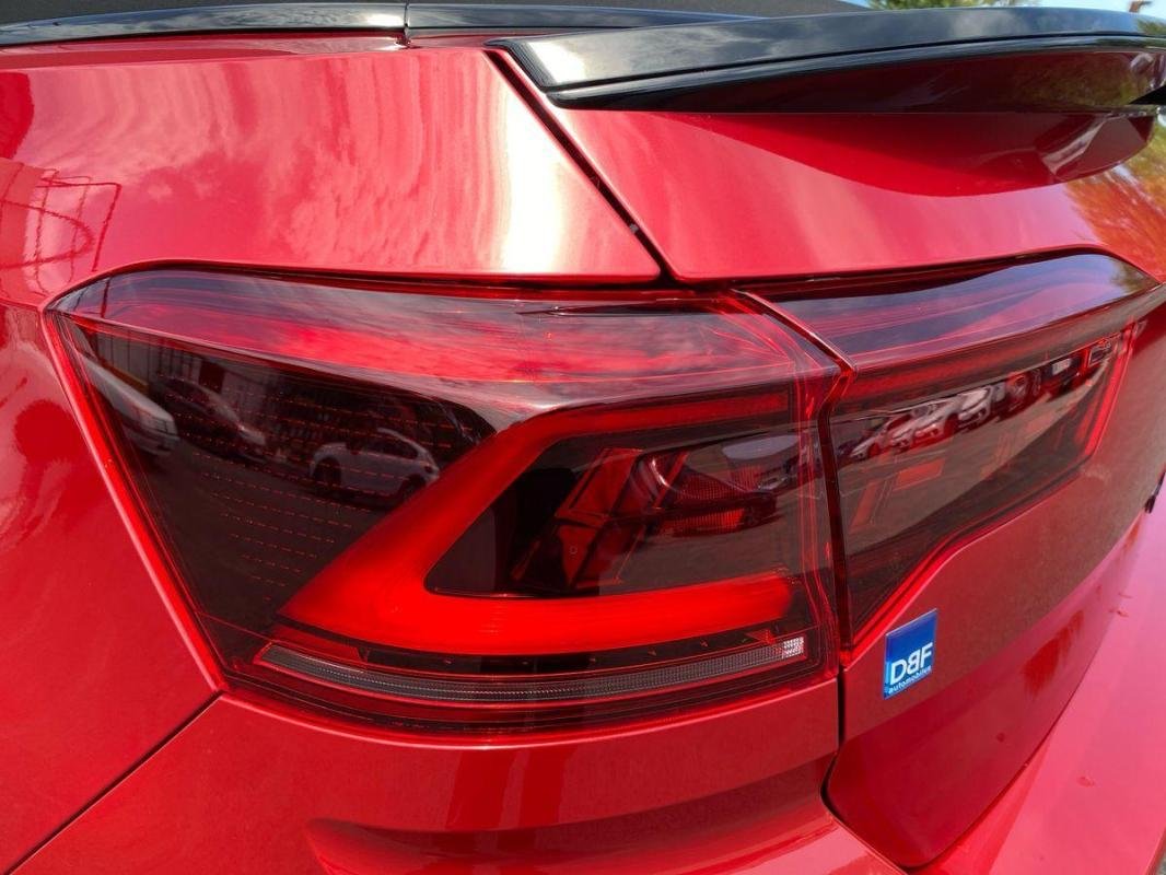 Volkswagen T-Roc - Photo 18