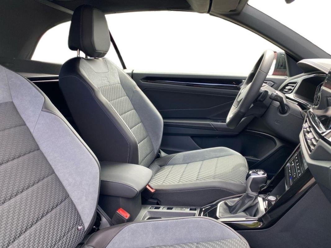 Volkswagen T-Roc - Photo 27