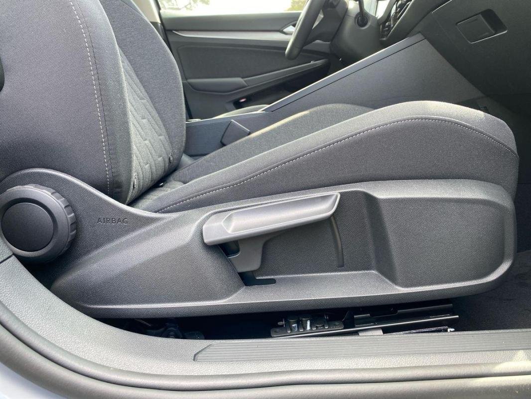 Volkswagen Golf - Photo 25