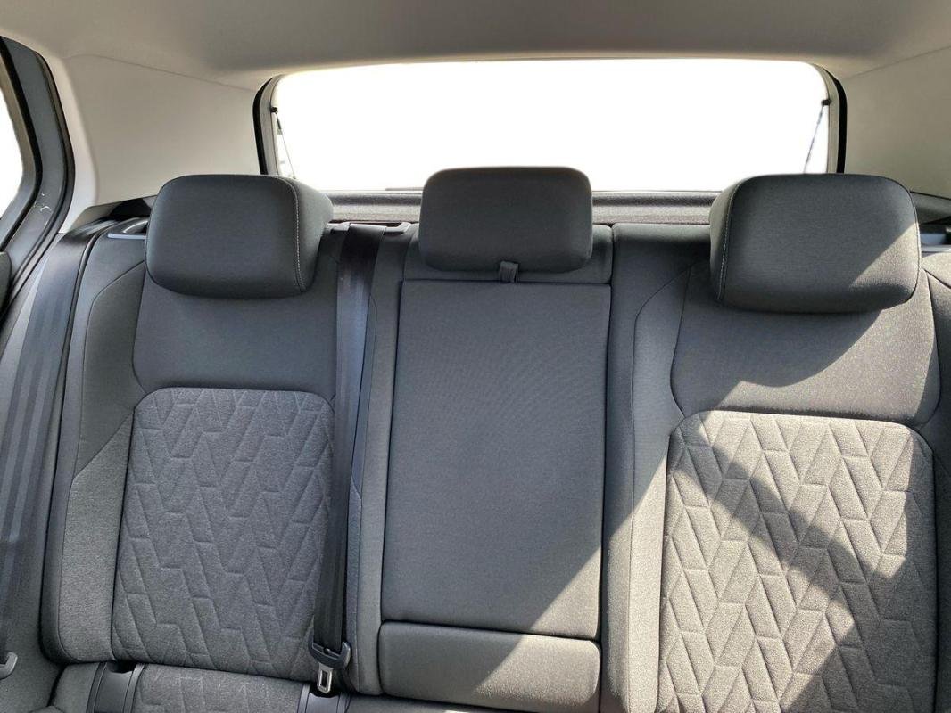 Volkswagen Golf - Photo 33
