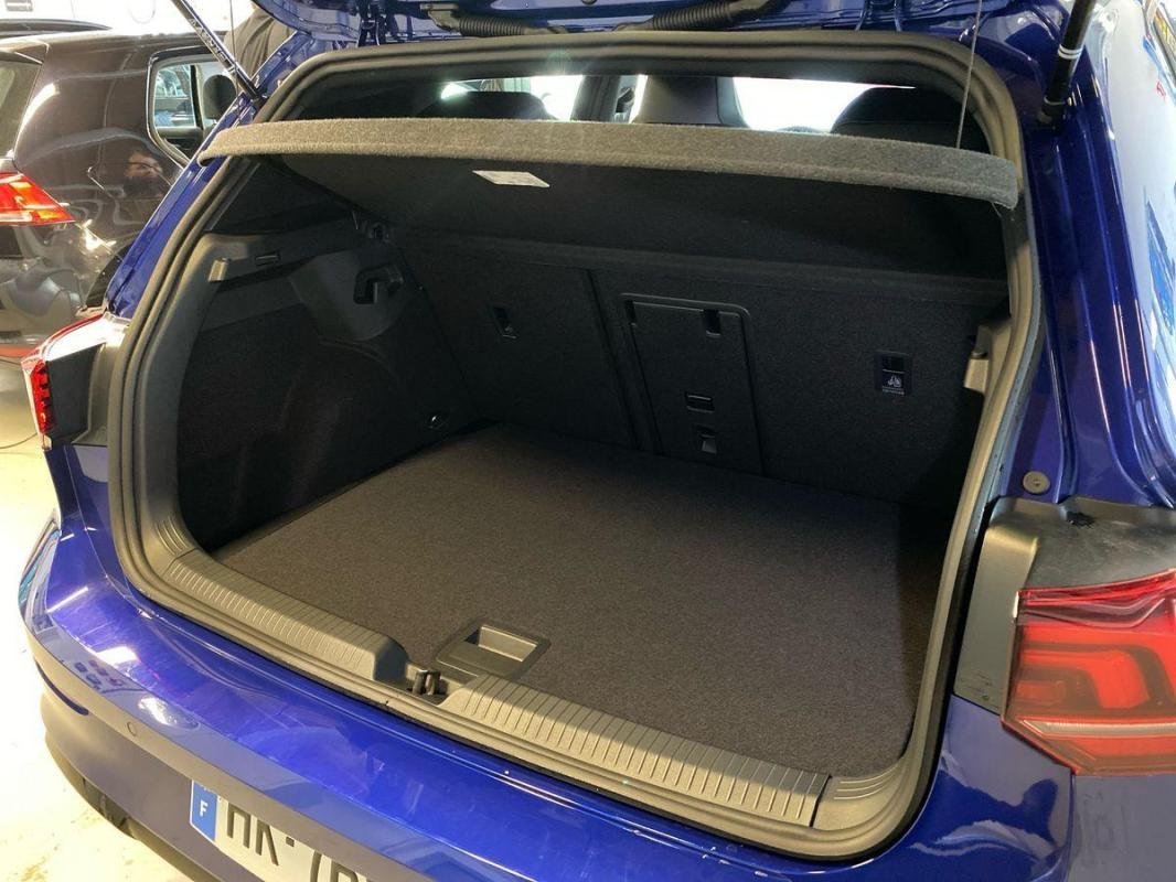 Volkswagen Golf - Photo 17