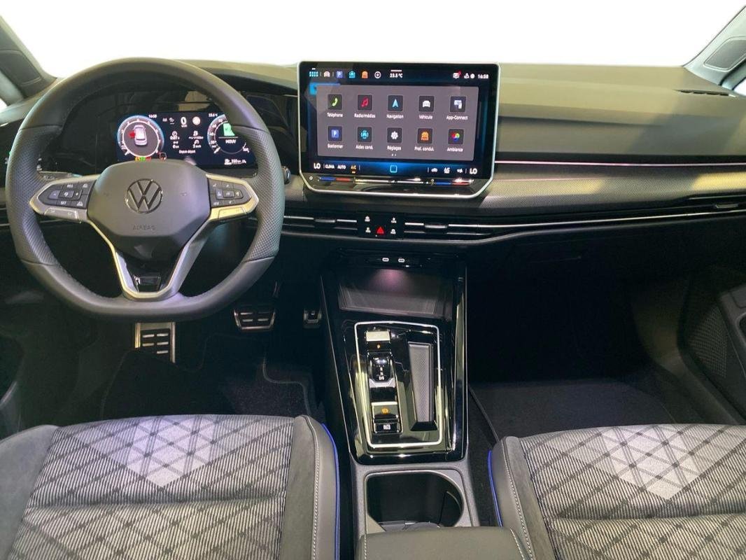 Volkswagen Golf - Photo 20