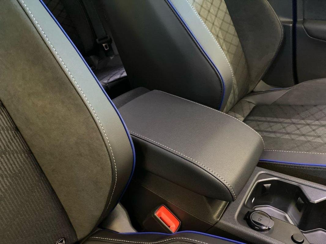 Volkswagen Golf - Photo 24