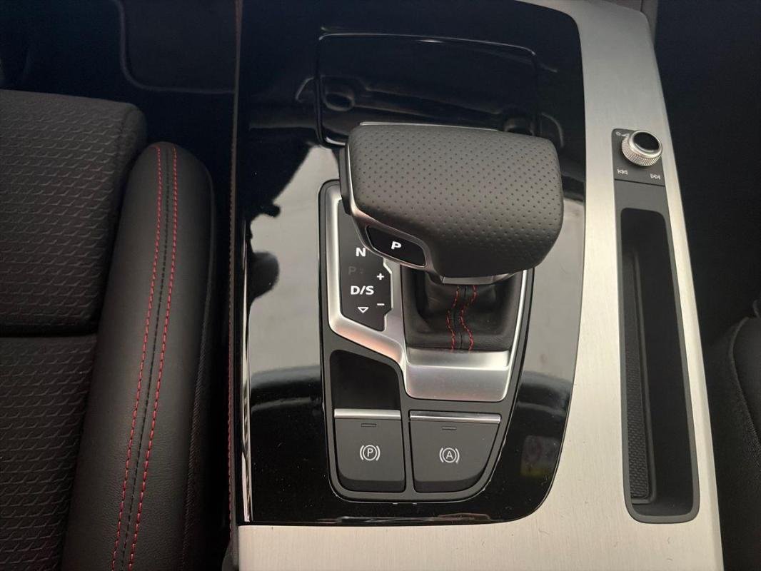 Audi Q5 Sportback - Photo 11