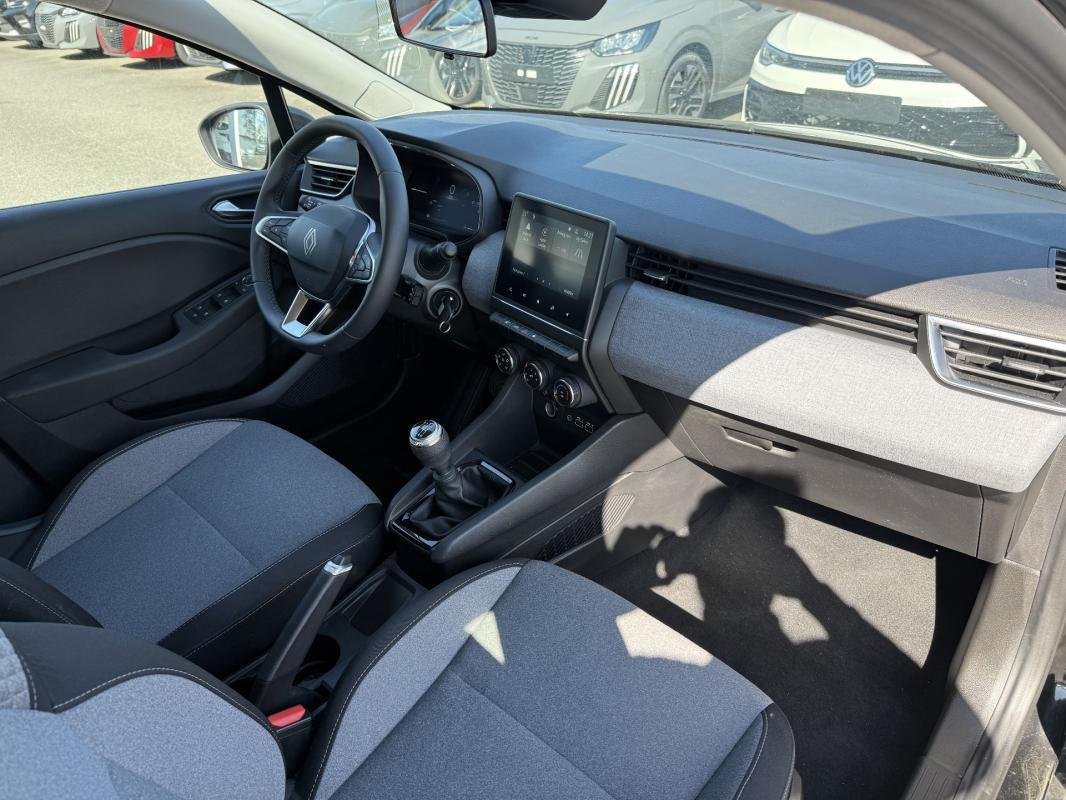 Renault Clio - Photo 25
