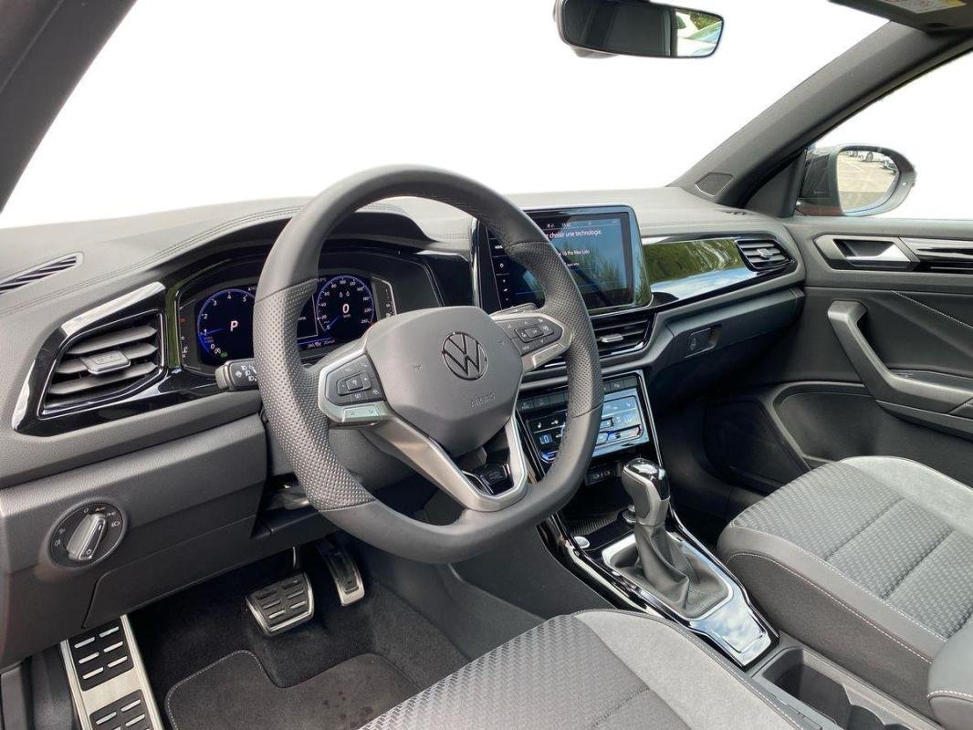 Volkswagen T-Roc - Photo 23